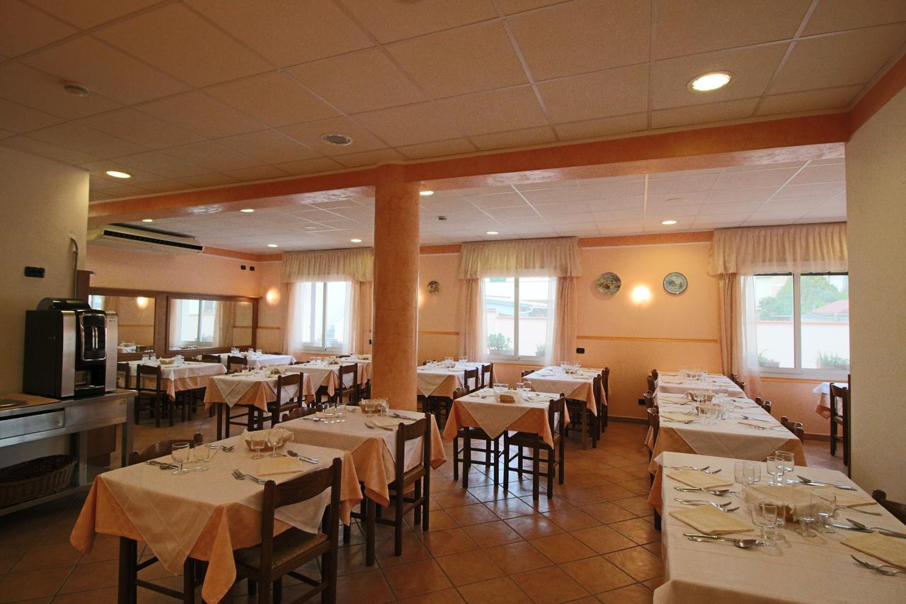 Hotel Residence Mirafiori Лоано Екстер'єр фото