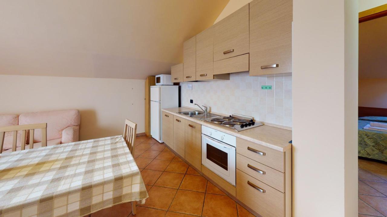 Hotel Residence Mirafiori Лоано Екстер'єр фото