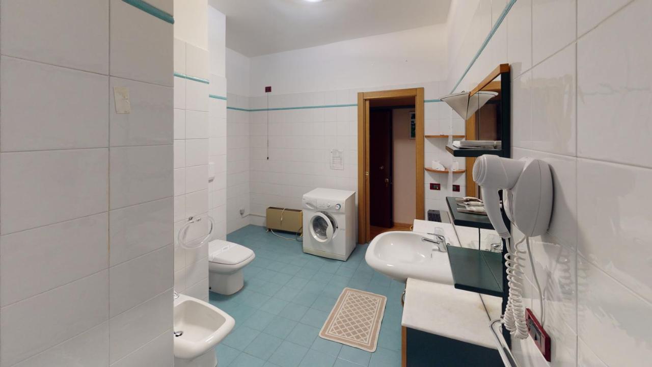 Hotel Residence Mirafiori Лоано Екстер'єр фото