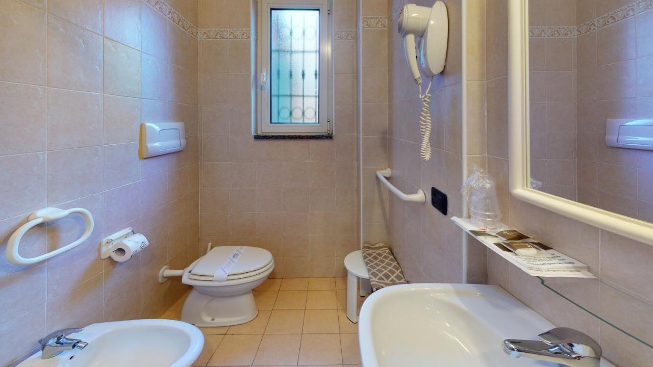 Hotel Residence Mirafiori Лоано Екстер'єр фото